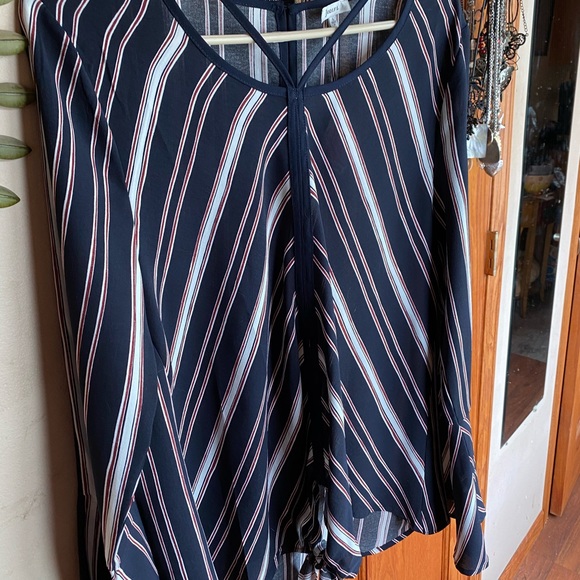 Women’s shirts. Sizes Xl , 1X, - Picture 3 of 8